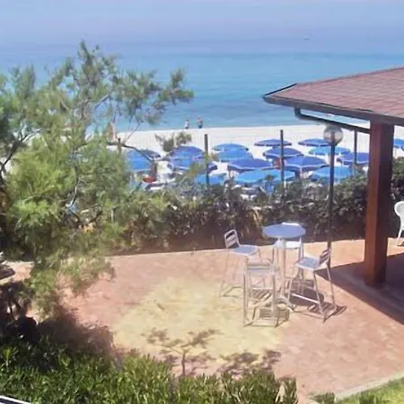 Riviera Calabra Hotel apartamentowy Zambrone