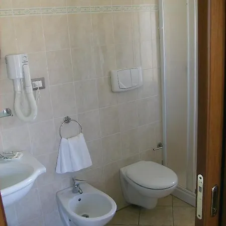 Riviera Calabra 3* زامبروني