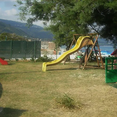 Riviera Calabra زامبروني