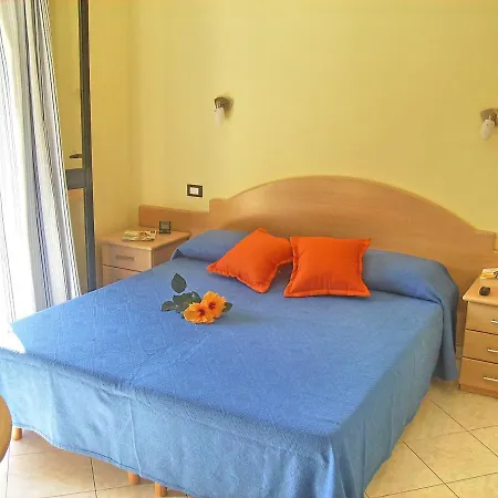 Riviera Calabra Aparthotel Zambrone