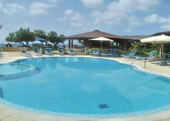 Riviera Calabra Aparthotel 3*