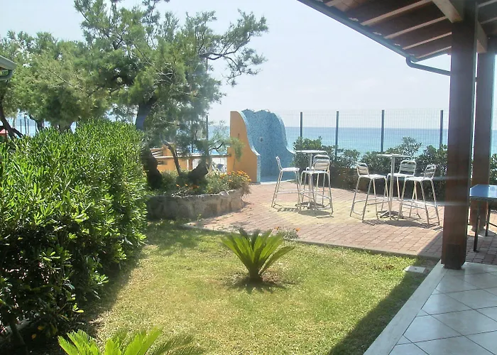 Riviera Calabra Aparthotel Zambrone
