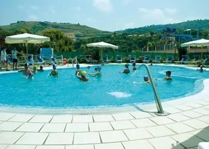 Aparthotel Riviera Calabra Zambrone