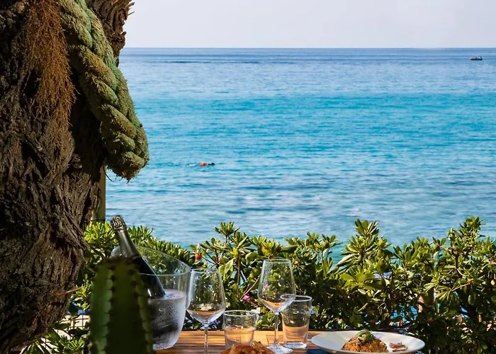 Aparthotel Riviera Calabra 3*